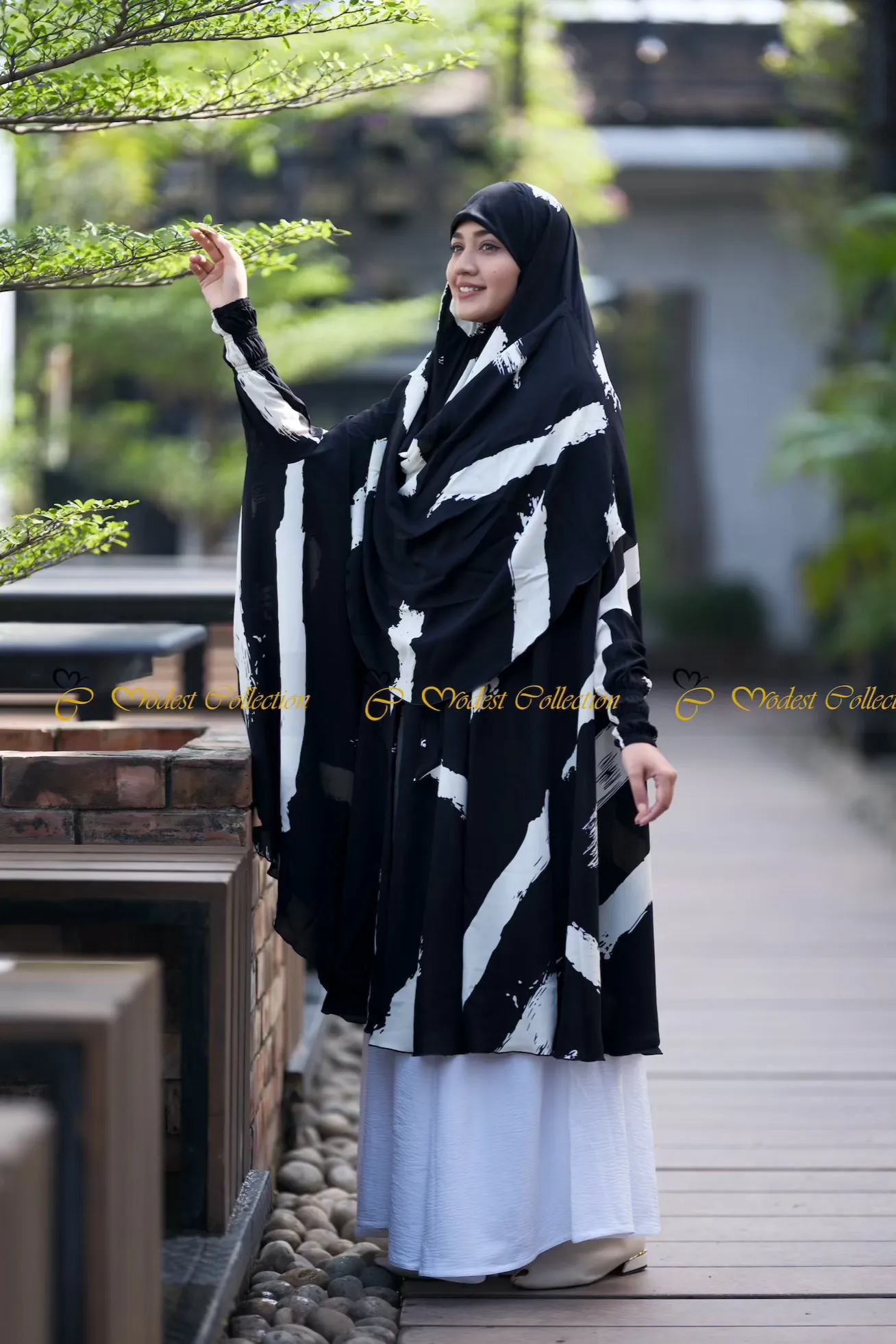 Georgette Niqab Khimar with pockets Monochrome