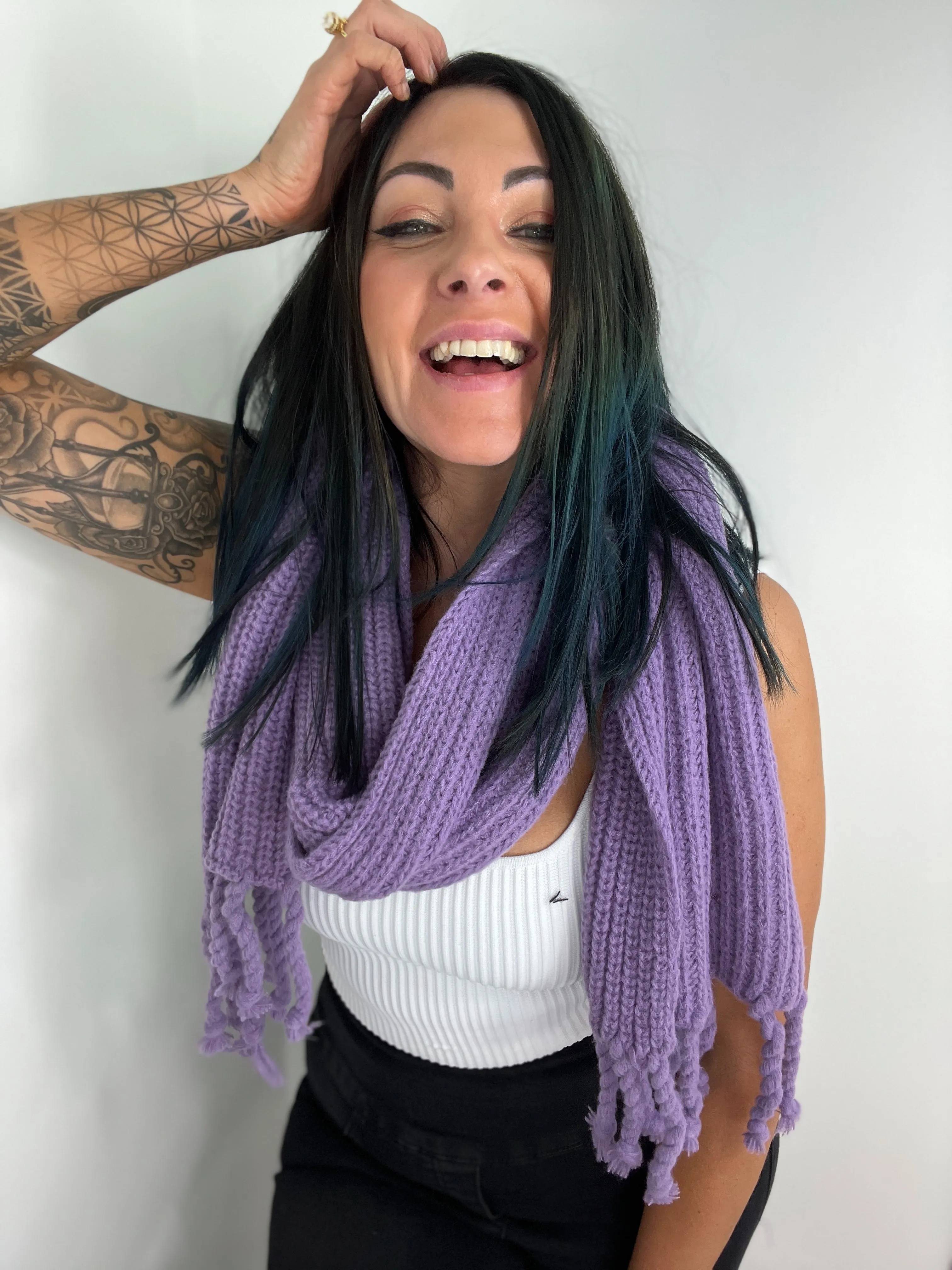 Knitted Twist Tassel Scarf