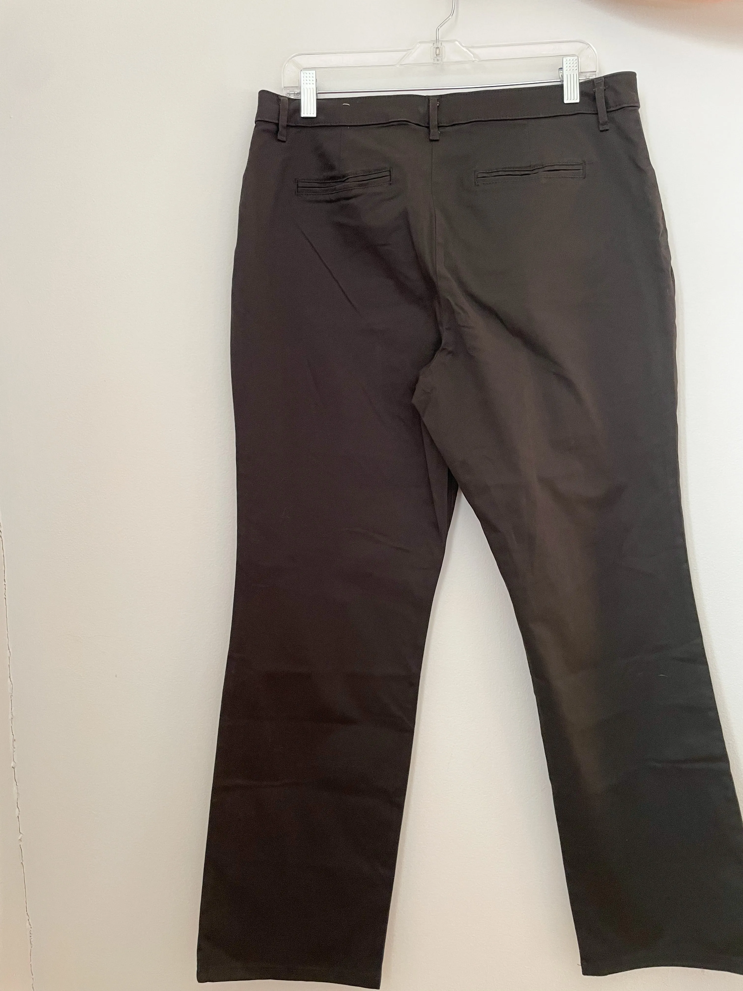 Lee Black Straight Cut High Rise Pants NWT - Size 14 Short