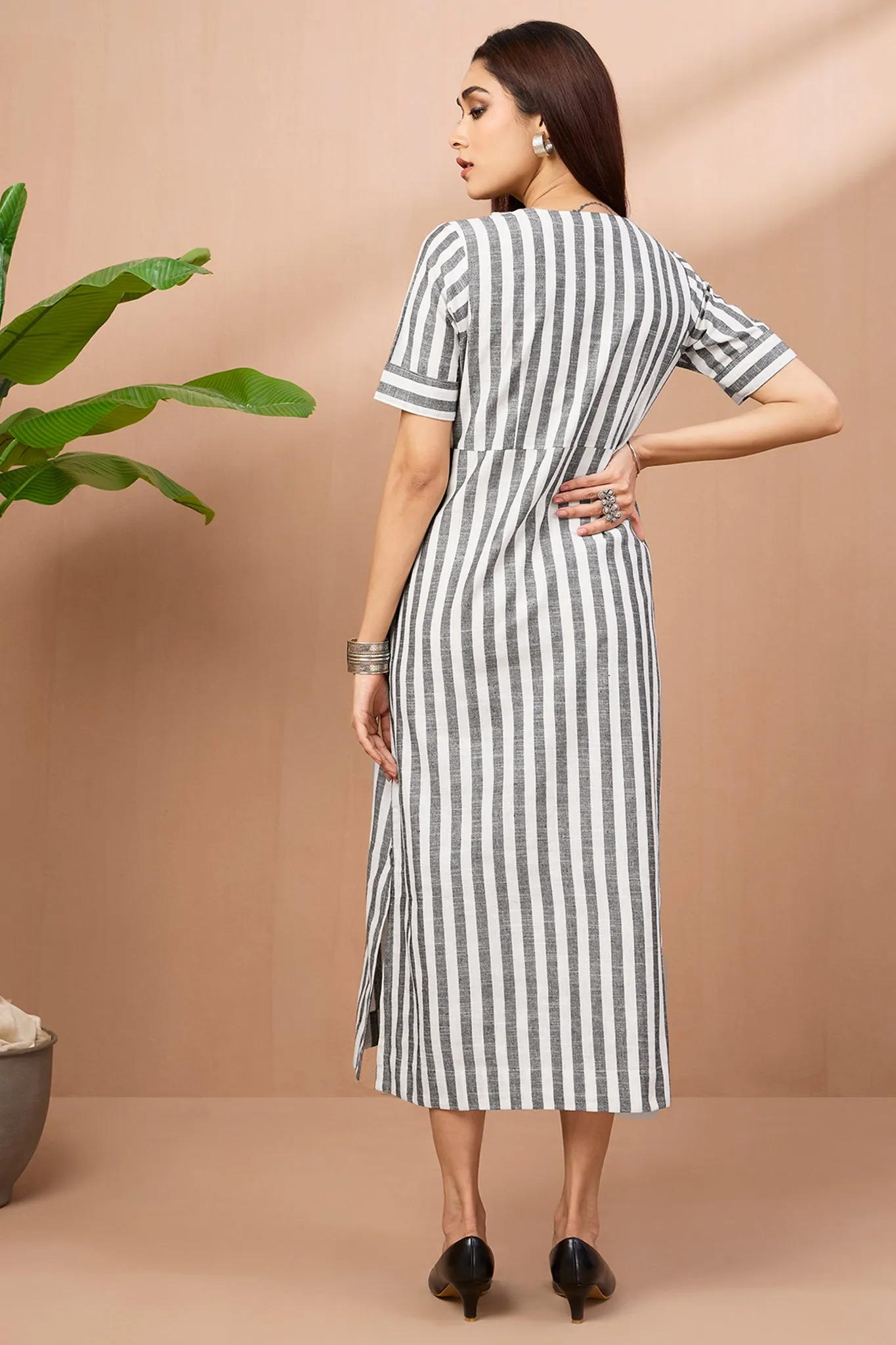 long slit dress - silver grey stripes