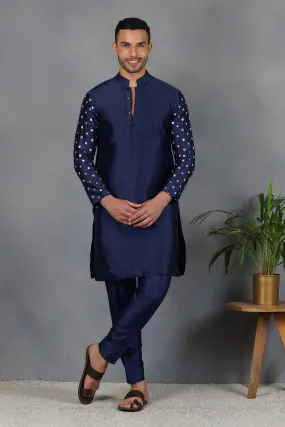 Neela Aasteen - Foil Mirror & Silk - Kurta Set