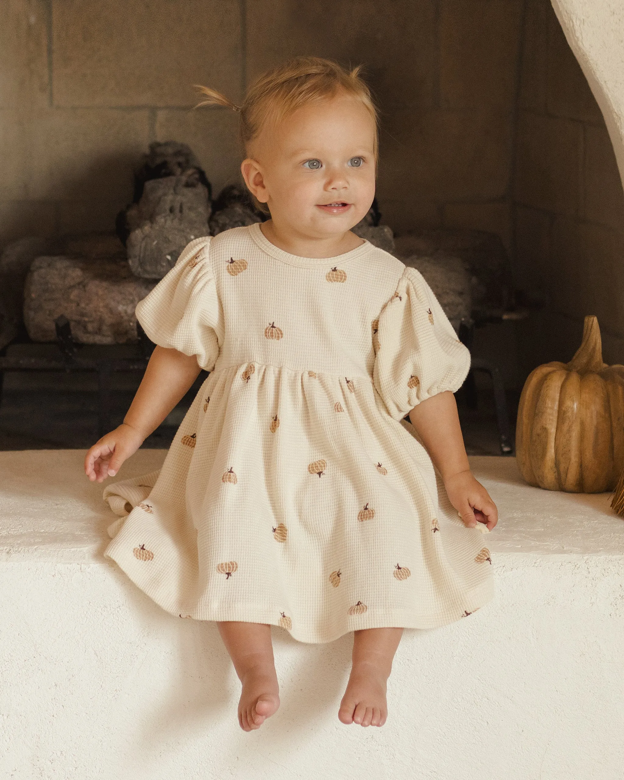 Quincy Mae Waffle Babydoll Dress || Pumpkins