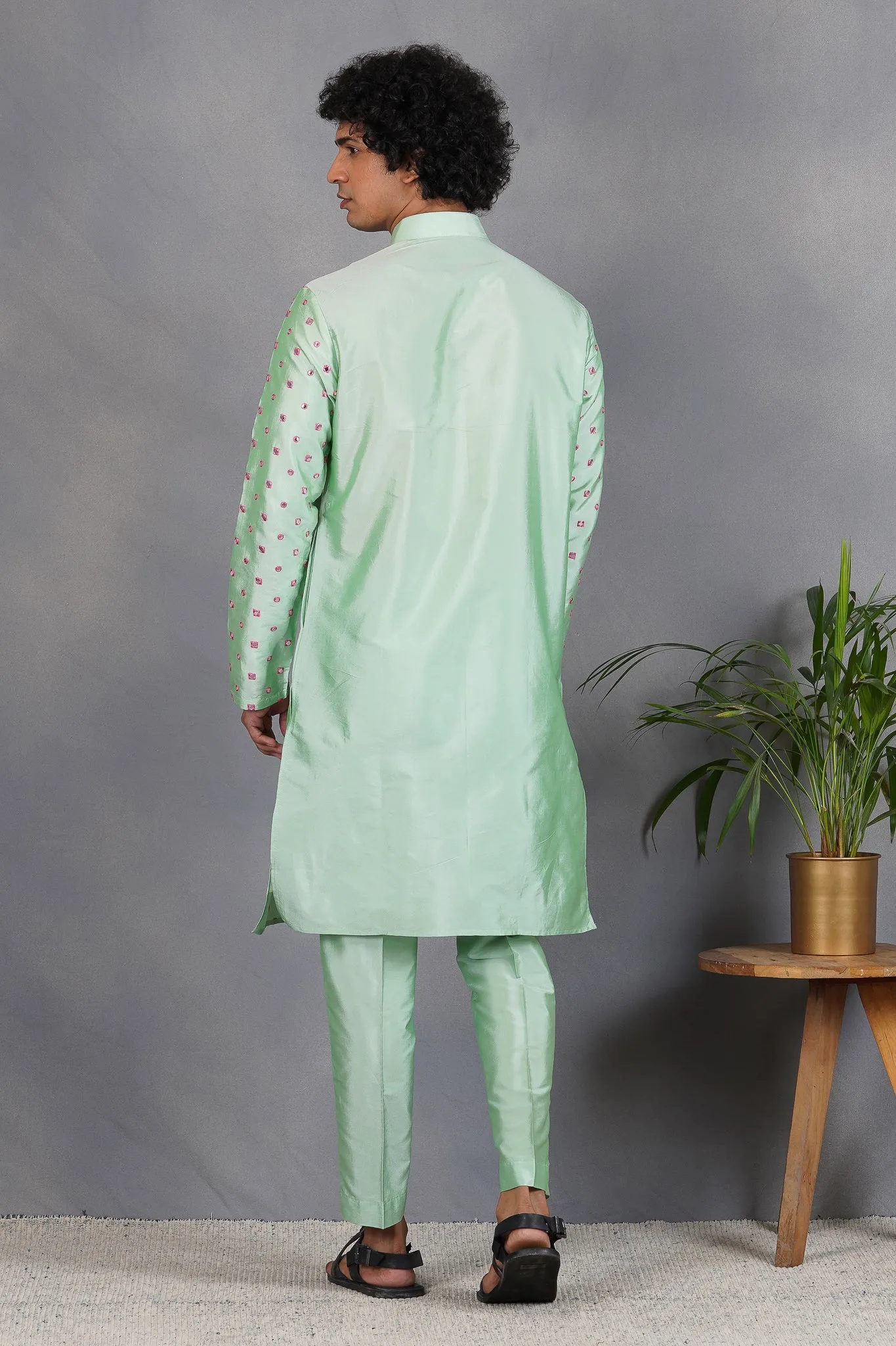 Sabz  Aasteen- Foil Mirror & Silk - Kurta Set