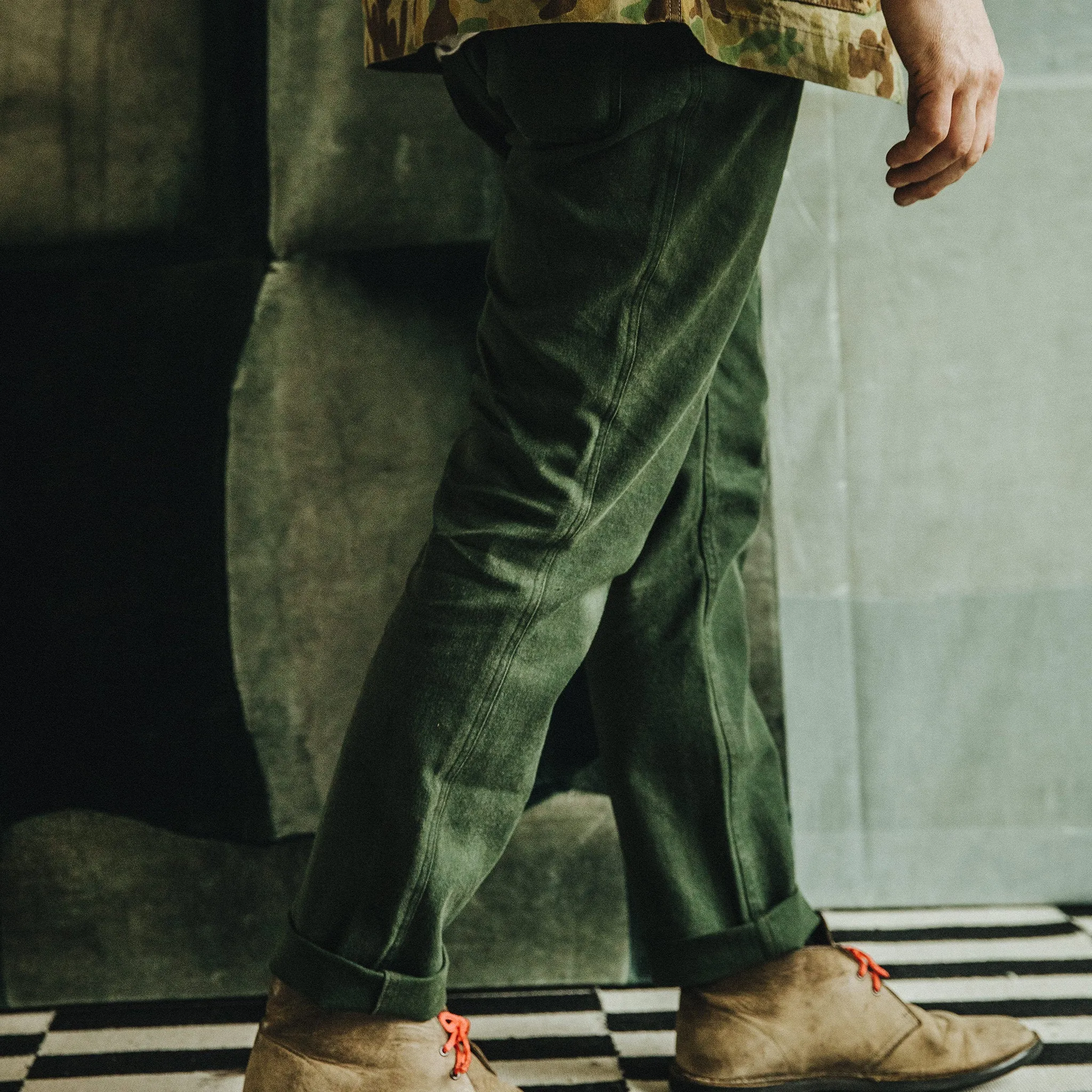 The Camp Pant in Dark Olive Boss Duck