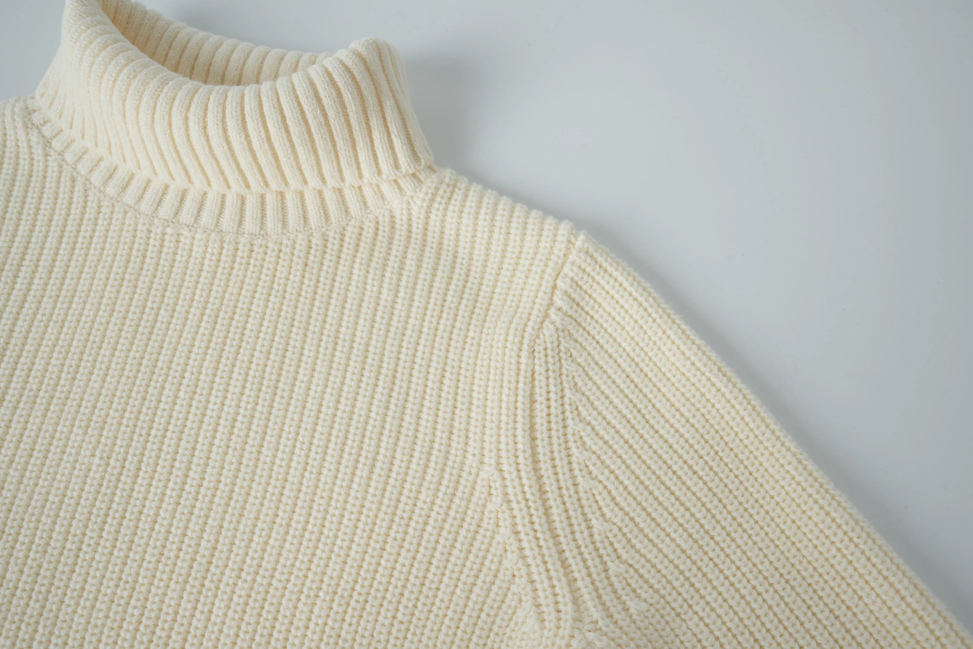 turtleneck sweater - creme