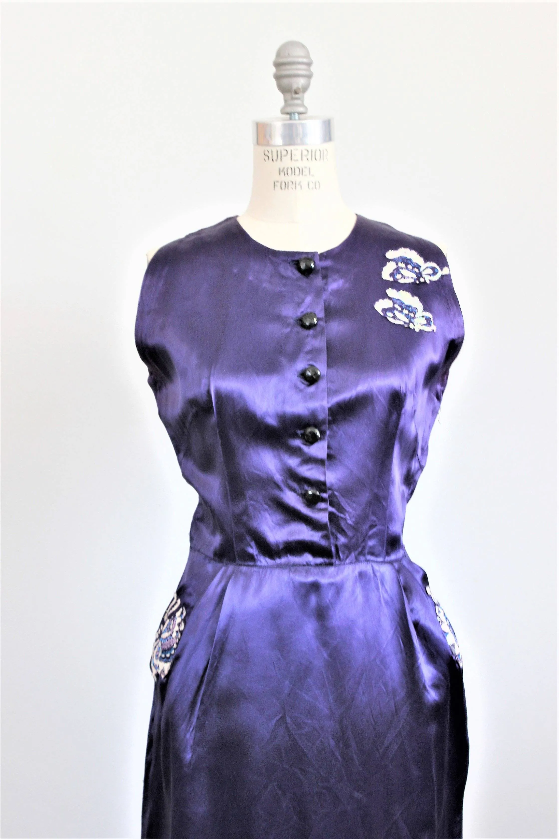 Vintage 1960s Satin Cocktail Dress, with Pockets and Appliques.