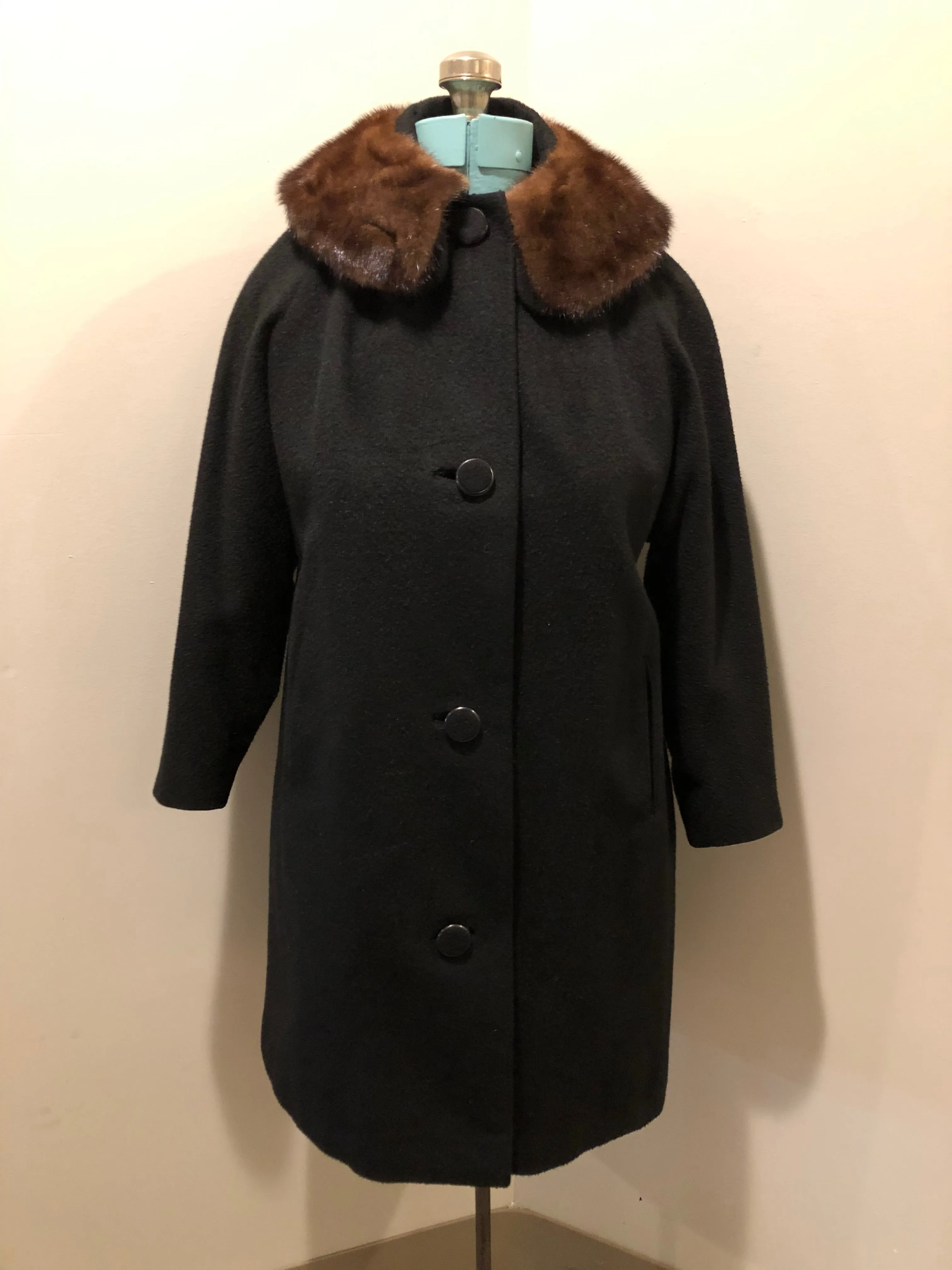 Vintage Modern Deb Black Wool Coat with Fur Collar