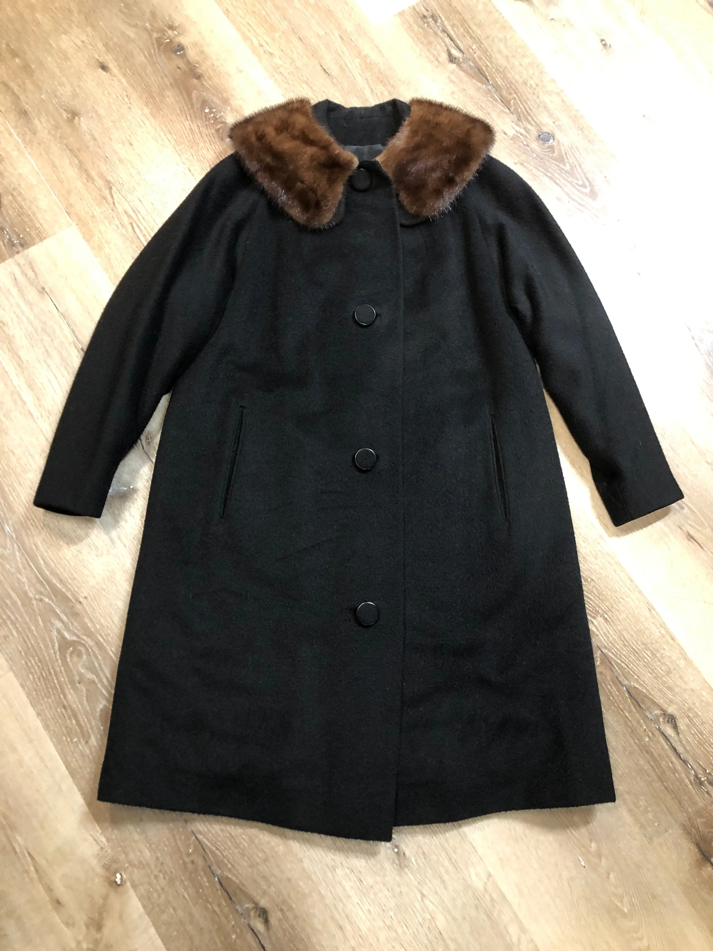 Vintage Modern Deb Black Wool Coat with Fur Collar