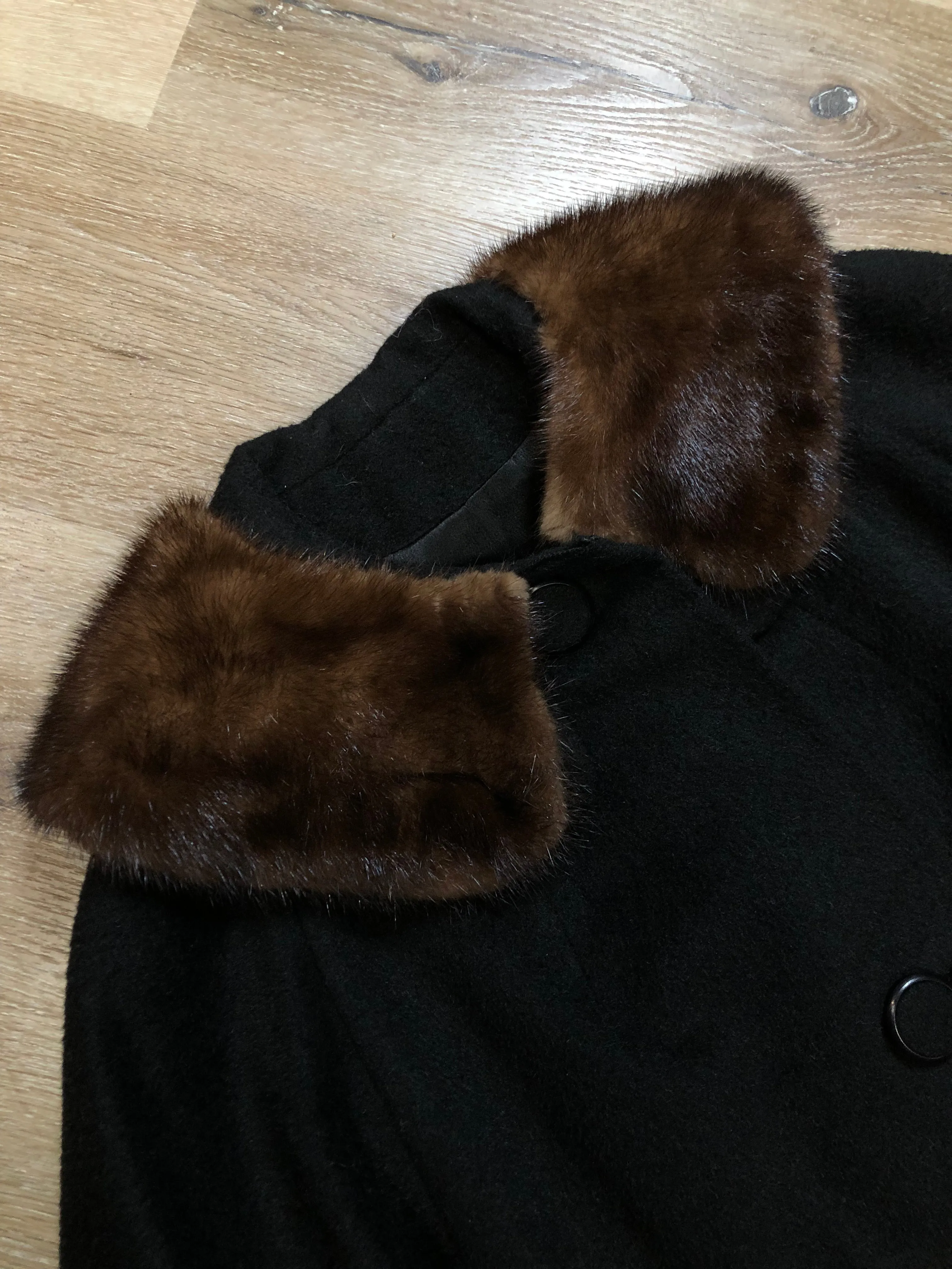 Vintage Modern Deb Black Wool Coat with Fur Collar