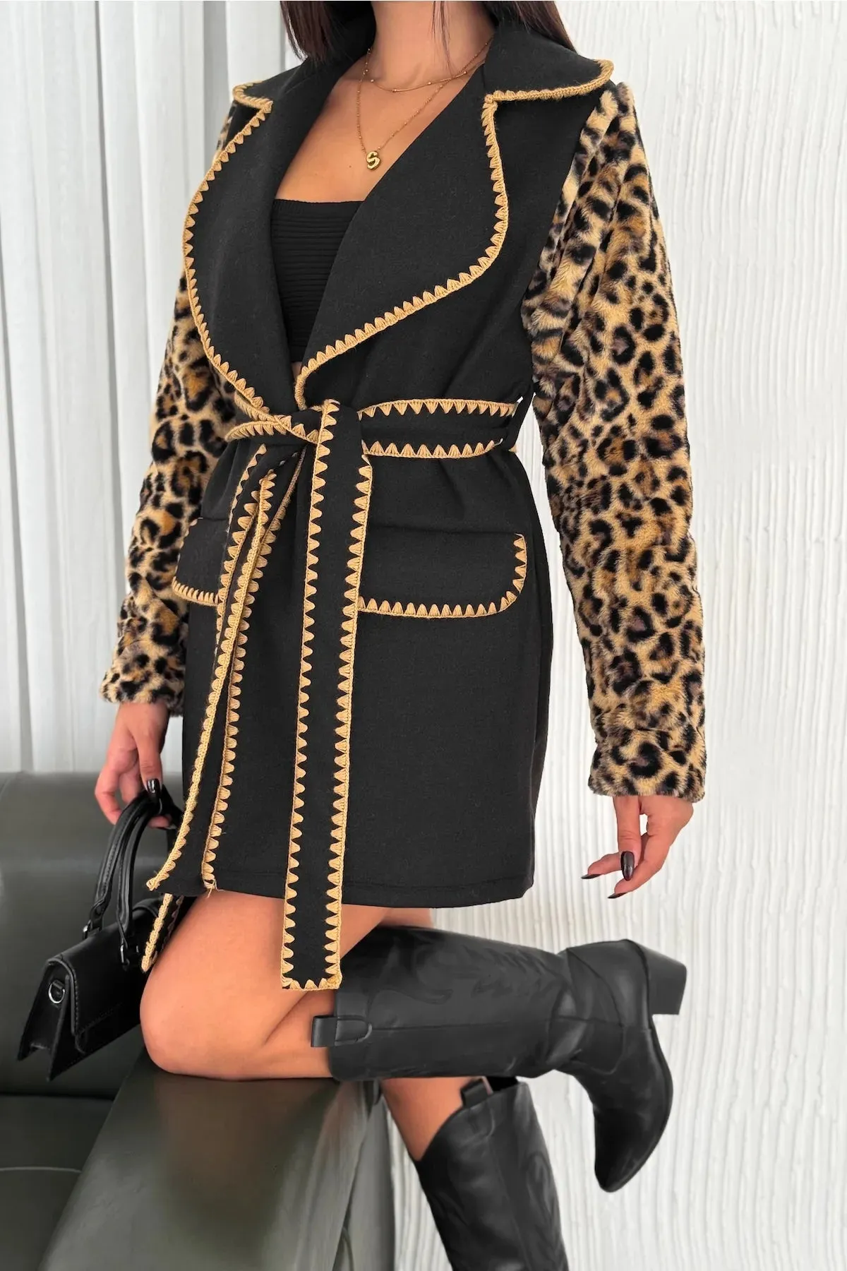 Women's Black Leopard Pattern Fur Belted Sleeve Embroidered Cashmere Coat