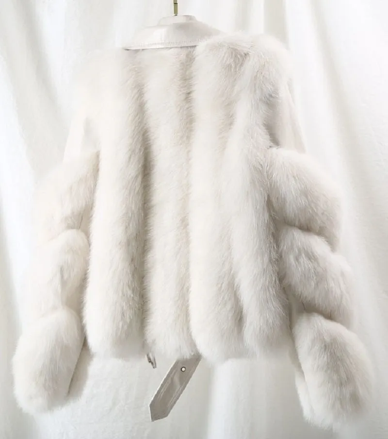 Women's Winter V-Neck Short Coat With Fox Fur